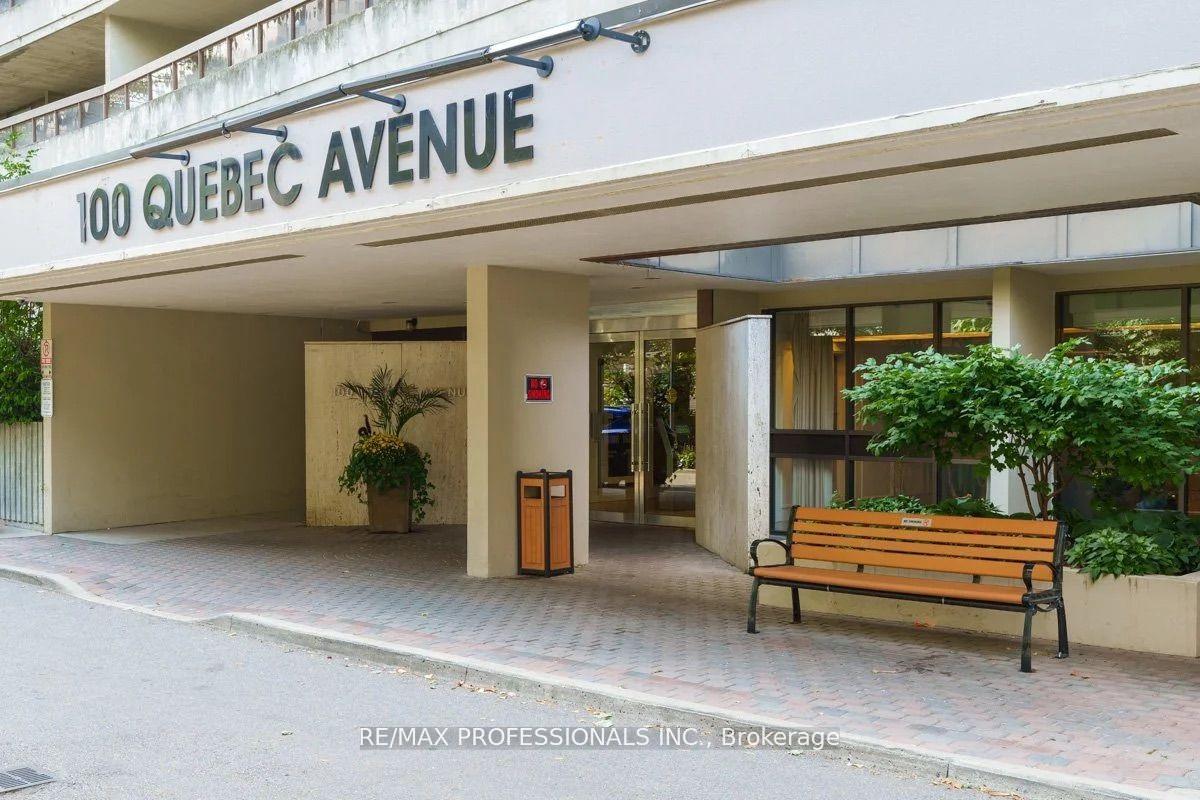 100 Quebec Avenue