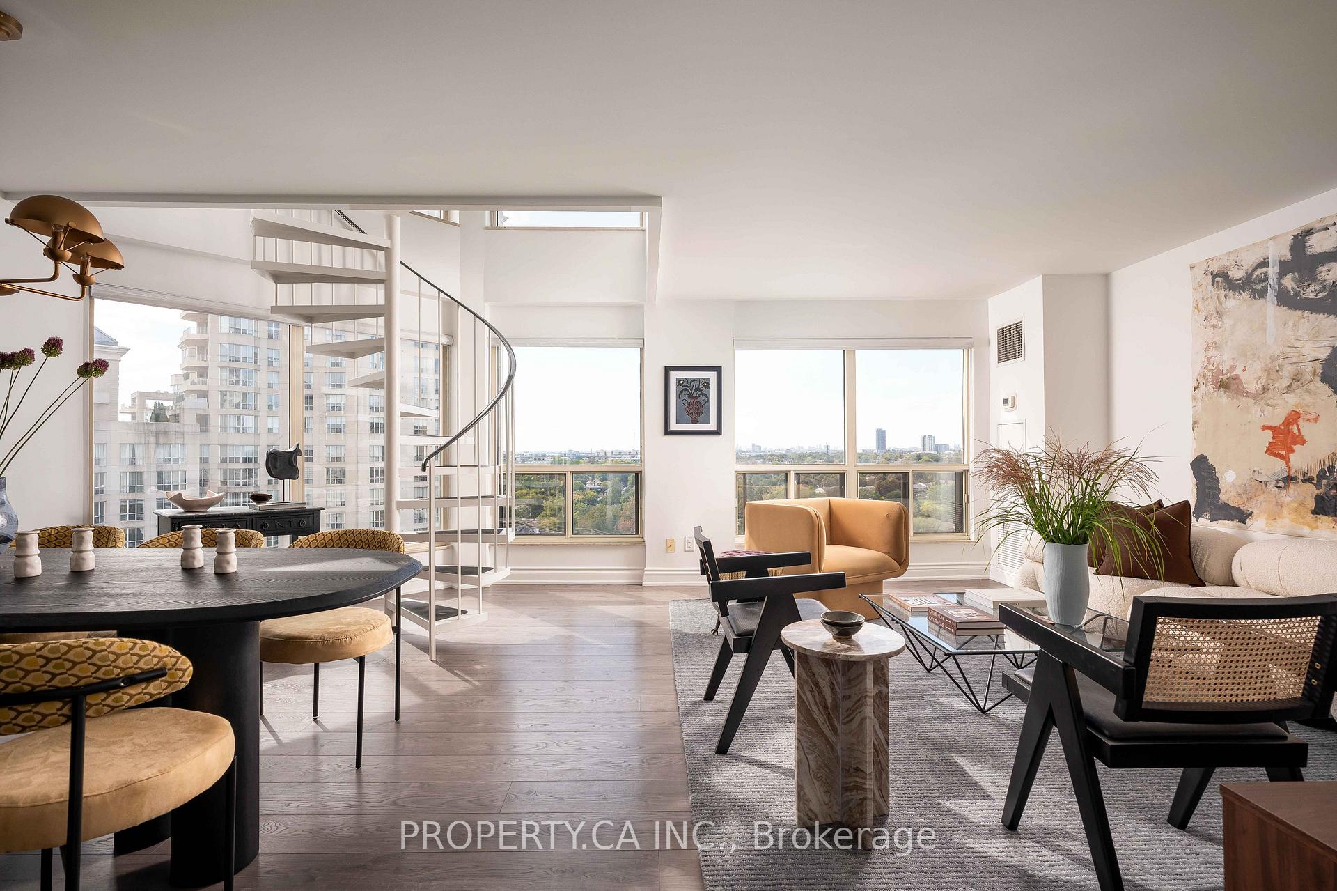 2269 Lake Shore Boulevard W