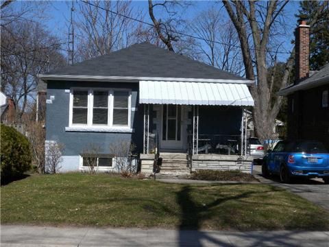 525 Woodland Ave