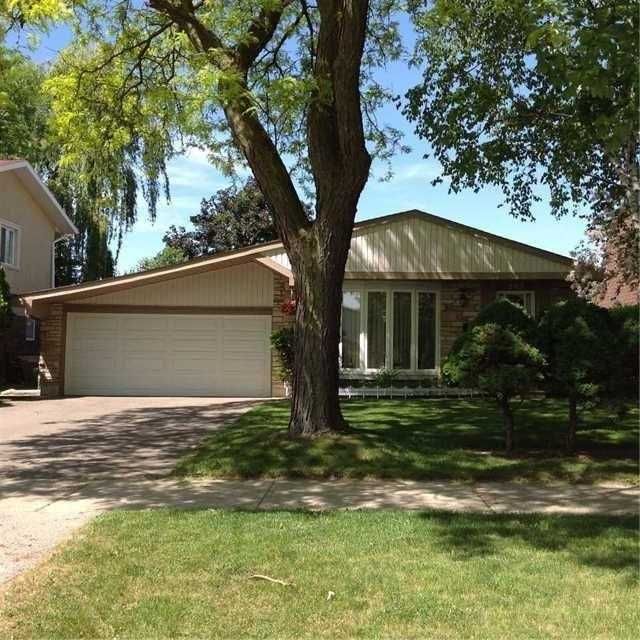 393 Mississauga Valley Boulevard