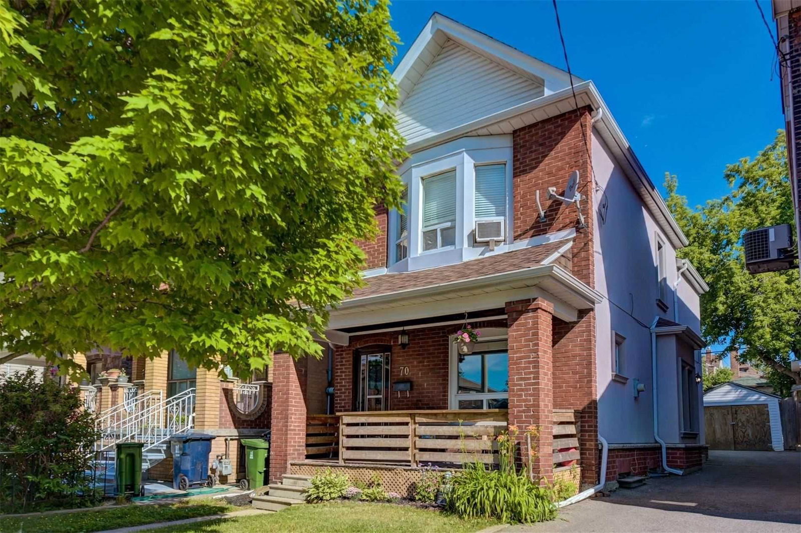 70 Peterborough Ave