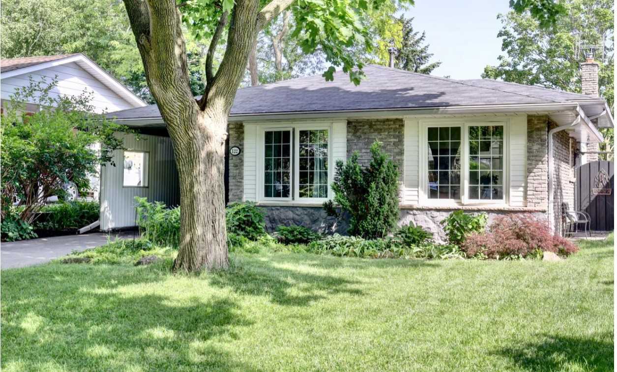 122 Osborne Cres