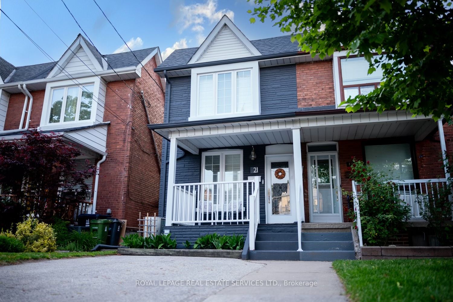 21 Royal St