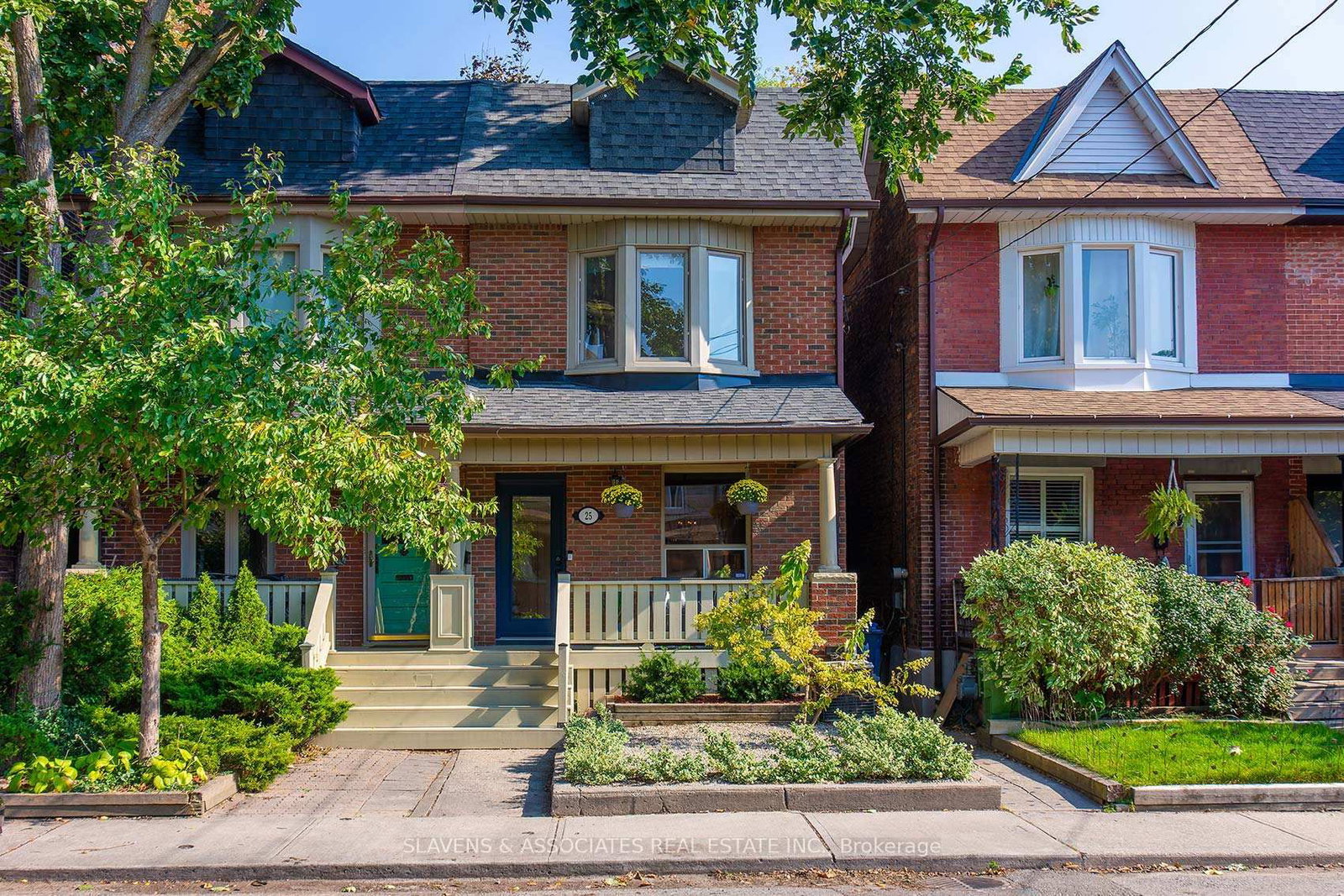 25 Mapleview Avenue