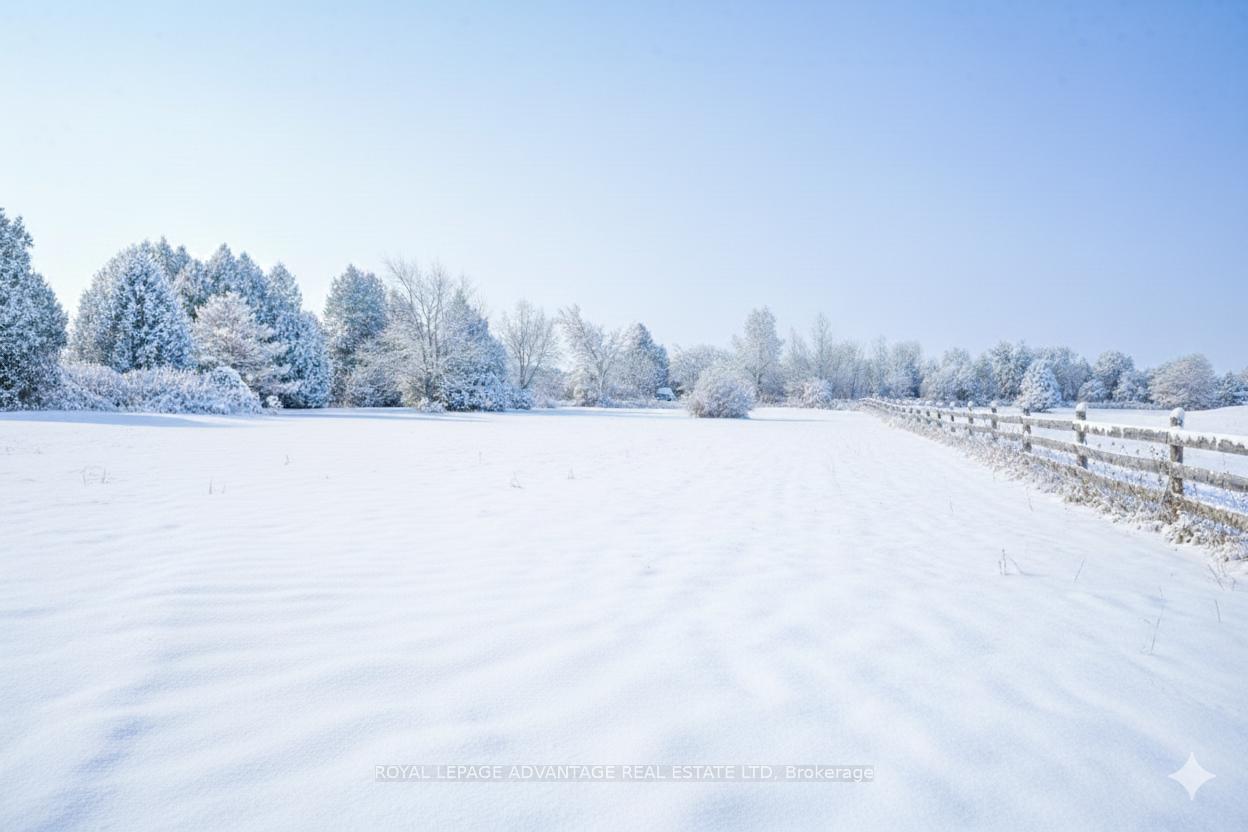 2047 ROSEDALE Road N