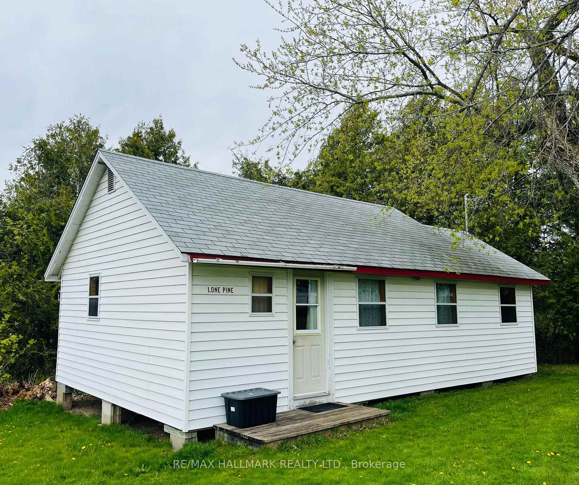 449 Island View Road