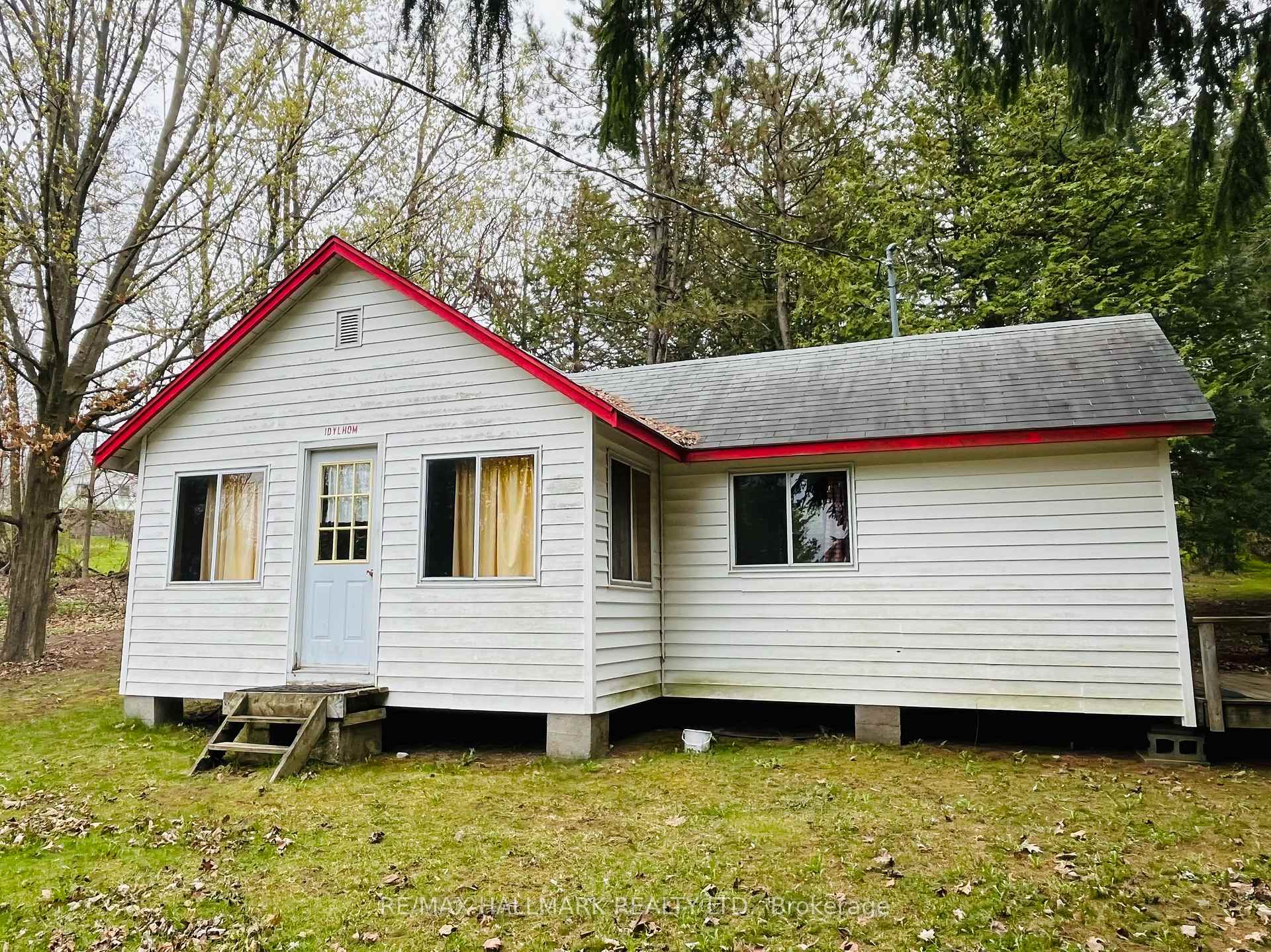 449 Island View Road