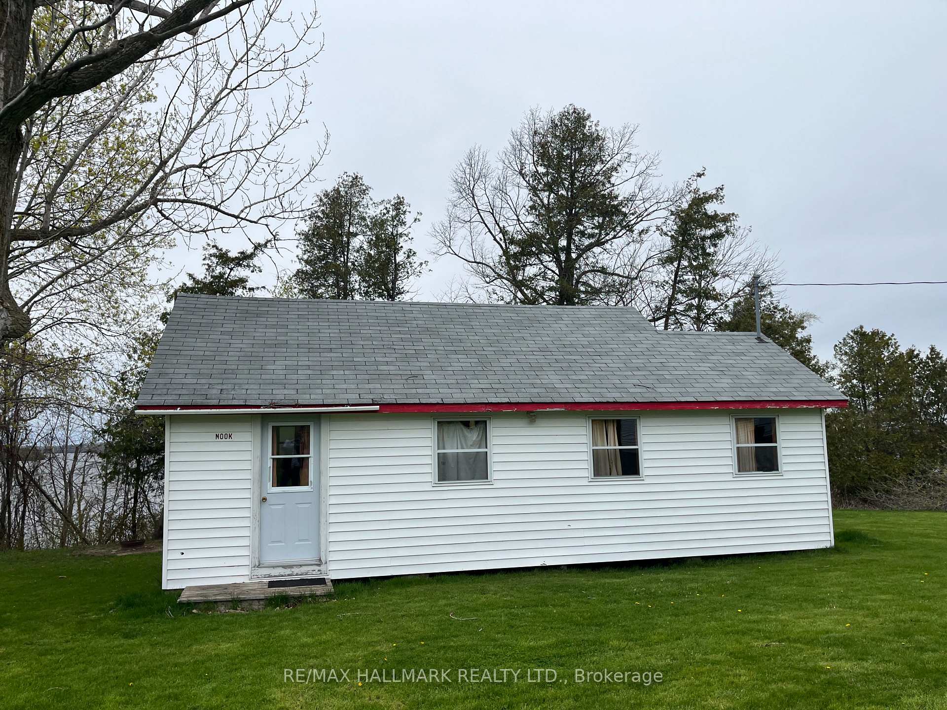 449 Island View Road