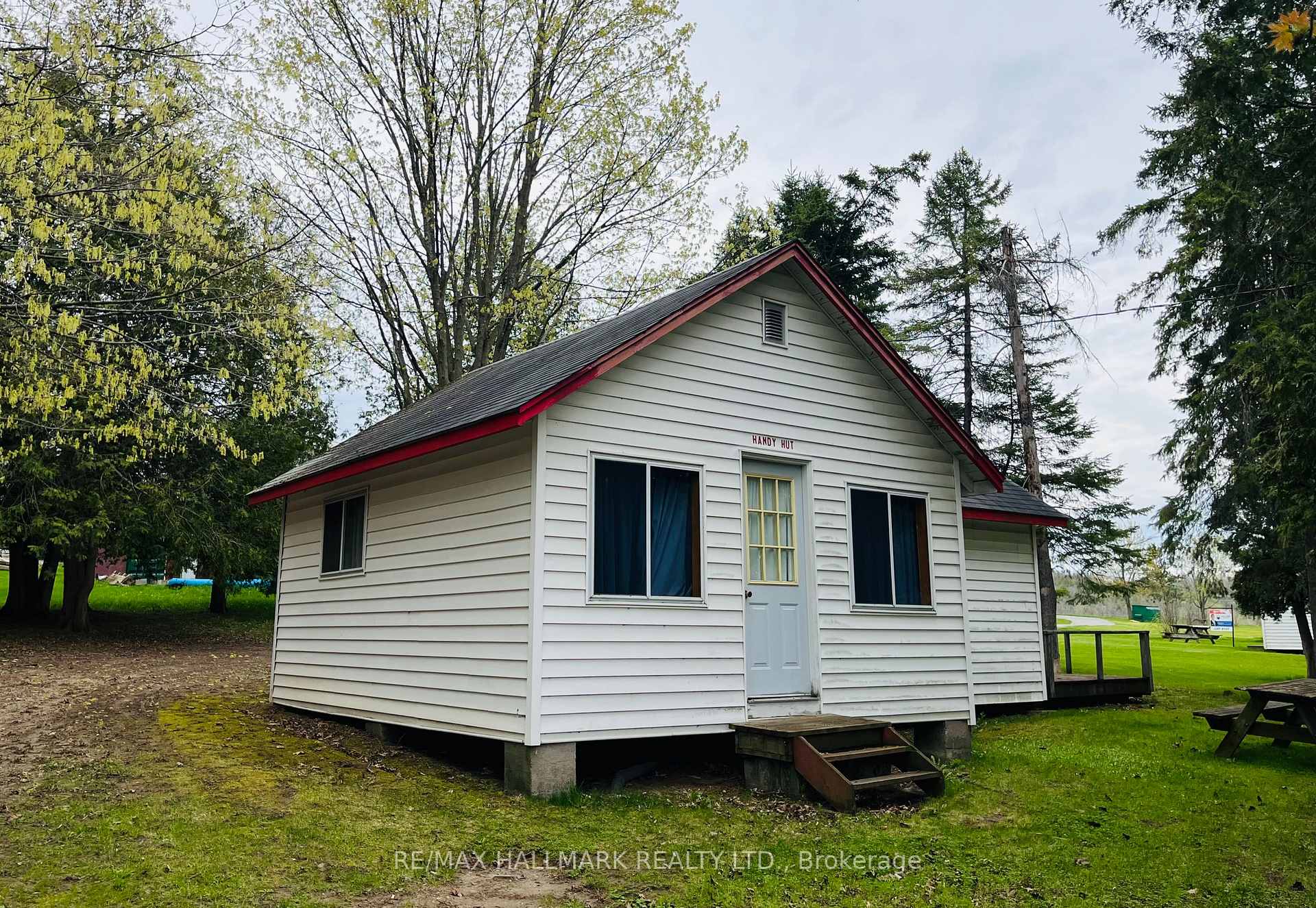 449 Island View Road