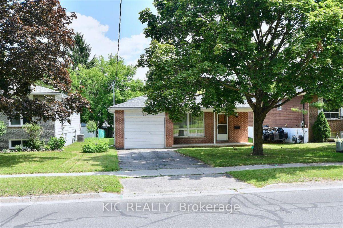 30 Kawartha Heights Boulevard