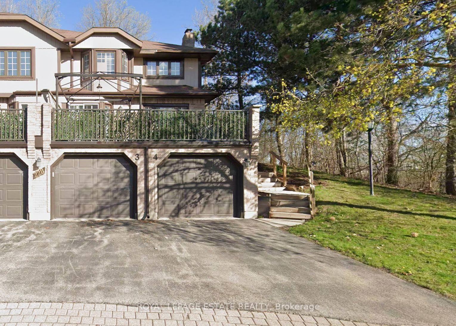 228 Kingswood Drive