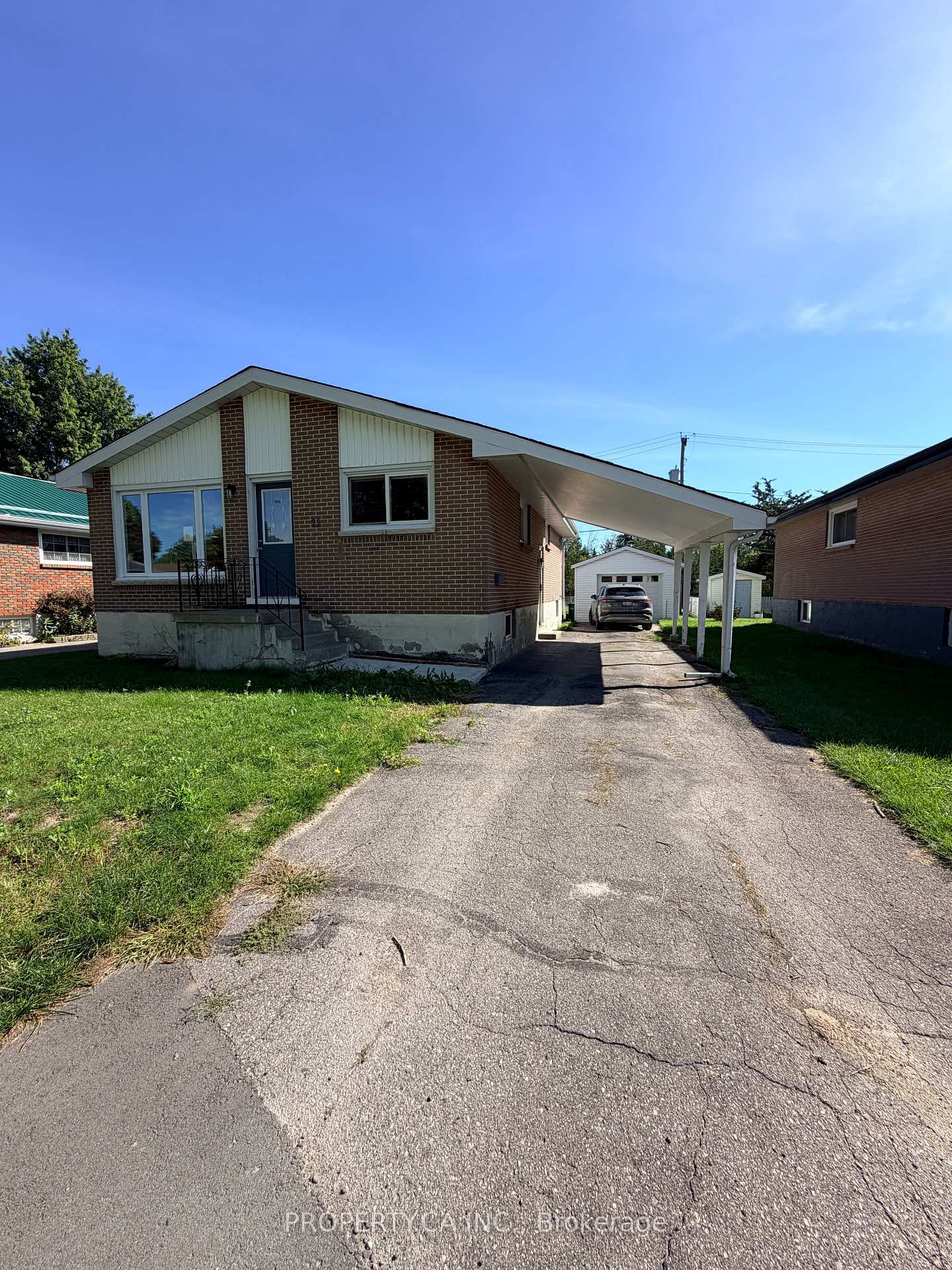 21 Nelles Avenue
