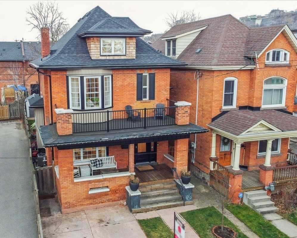71 Ontario Ave